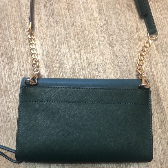 Michael Kors Forest Green Crossbody bag with detachable wristlet inside. - Picture 6 of 10